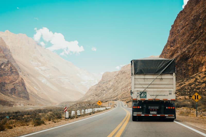 Kamyon tır lastik tamiri — Kocaeli yol yardım